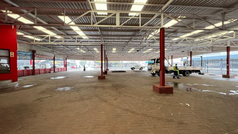 To Let commercial Property for Rent in Goodwood Central Western Cape